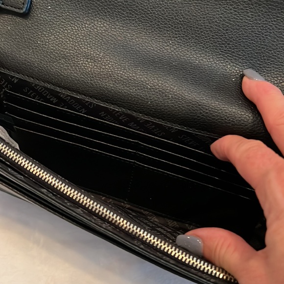 Steve Madden black clutch 10.5x5.5x1 new with tag - Picture 5 of 10